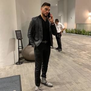 Meet your Posher, Ryan